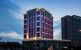 Ji Hotel Zhangjiajie Tianmen Mountain